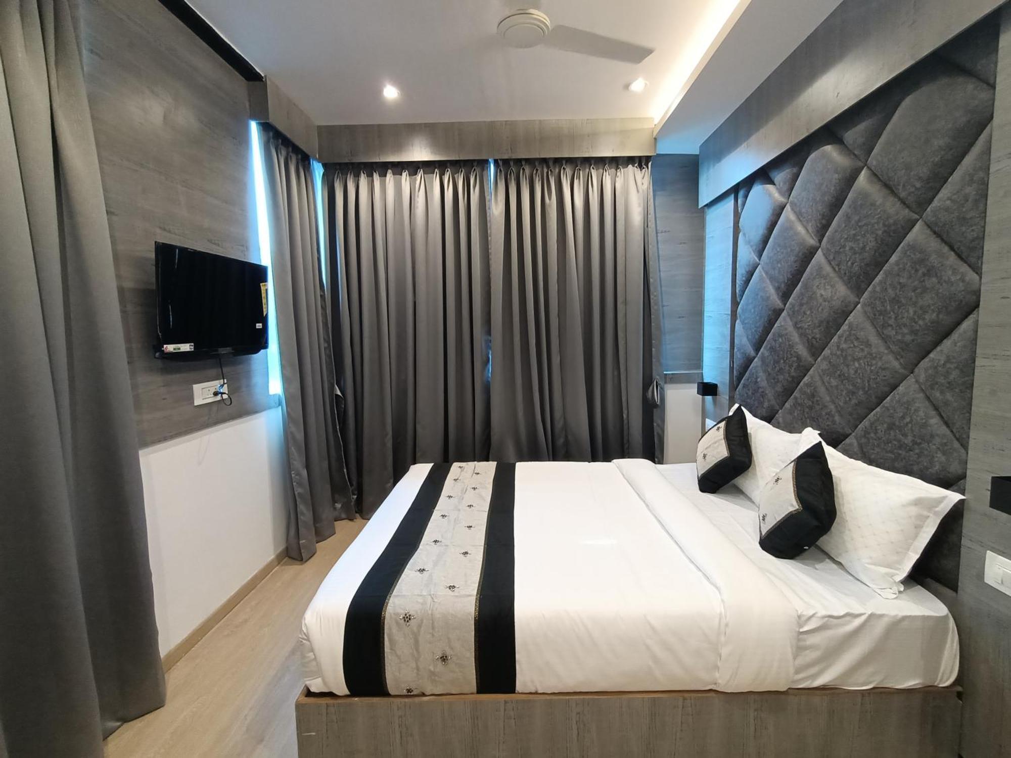 Hotel Beverly Palace Santacruz - Near Bkc - Mumbai Airport T1 Экстерьер фото